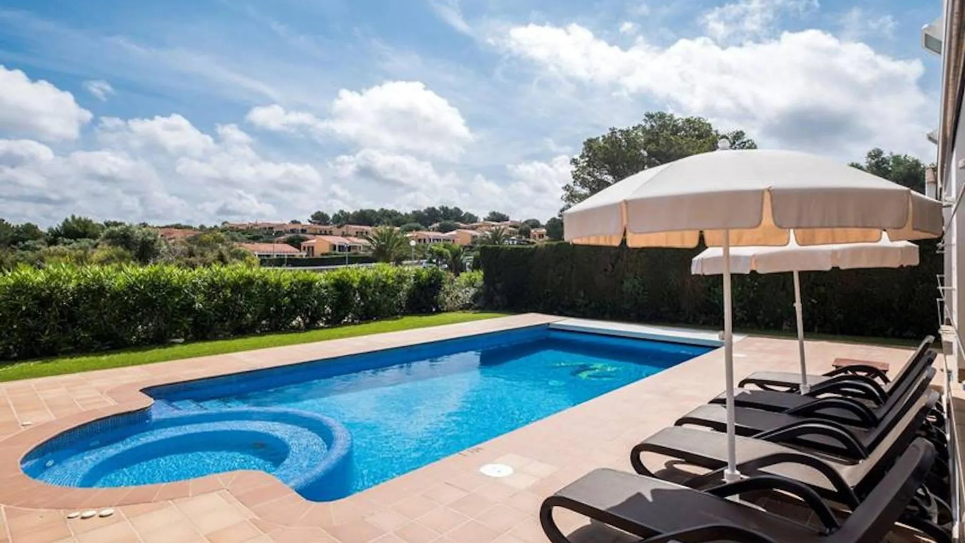 Villa Finesse 1 Son Bou Spain