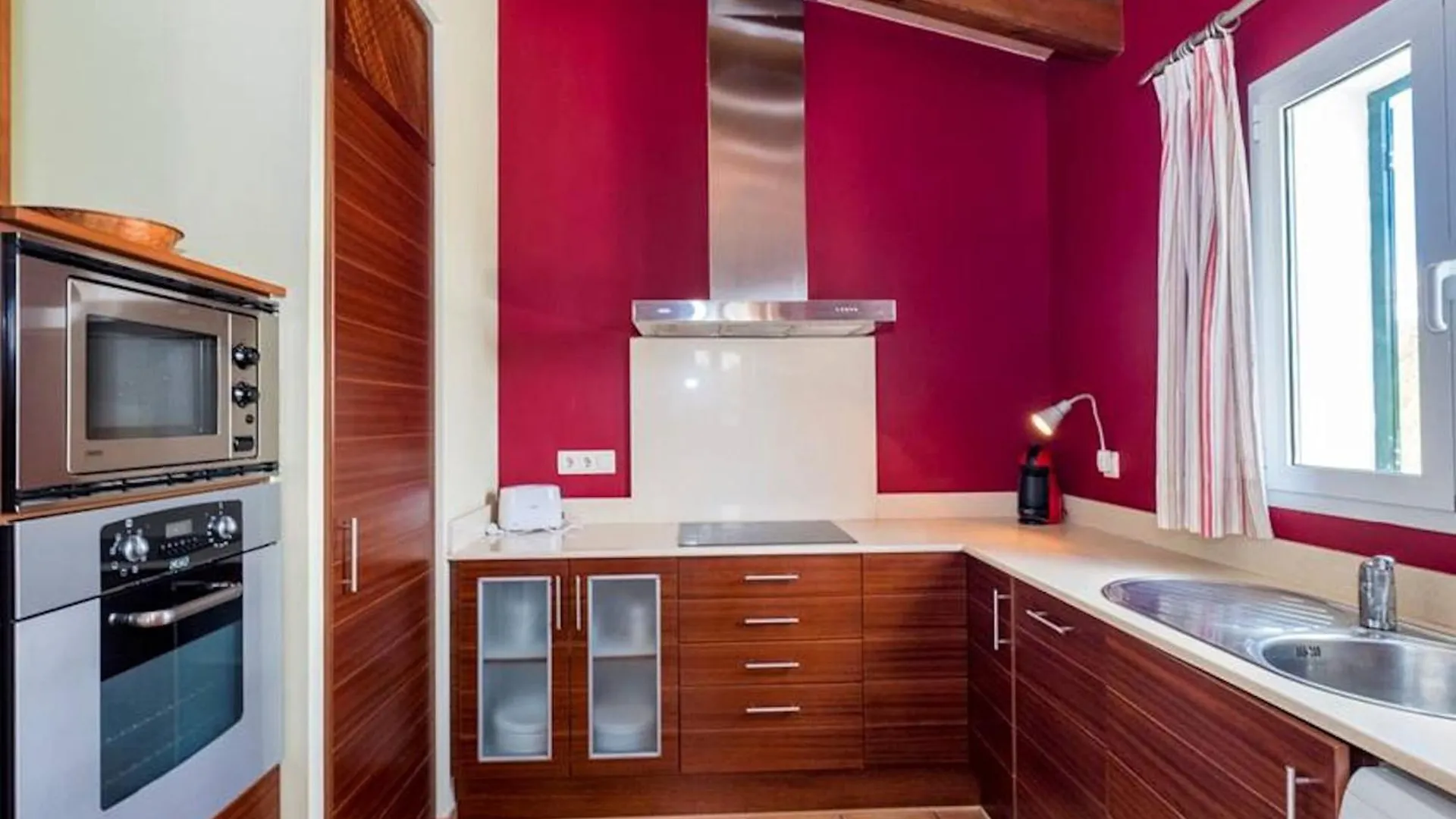 Villa Finesse 1 - Lovely 3 Bedroom Villa - Great Pool Area - Perfect For Families Son Bou Spagna